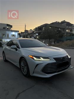 تويوتا أفالون